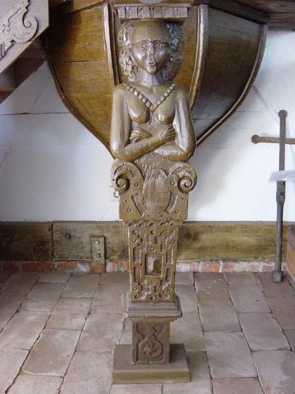 Picture of pulpit support figure in Brunow Church