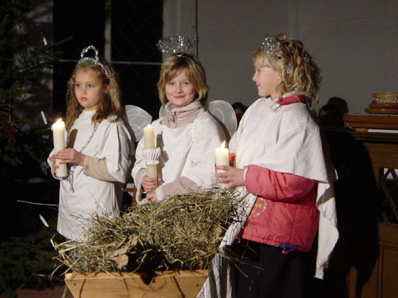 Picture of Christmas Eve Performance 2004