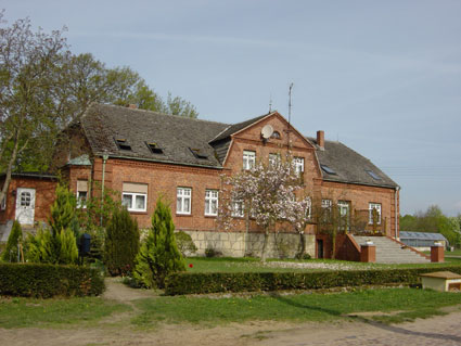Picture House on Ziegendorfer Strasse (Spring 2003)