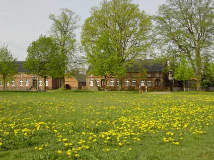 Picture of Village Square on Ringstrasse (Spring 2003)